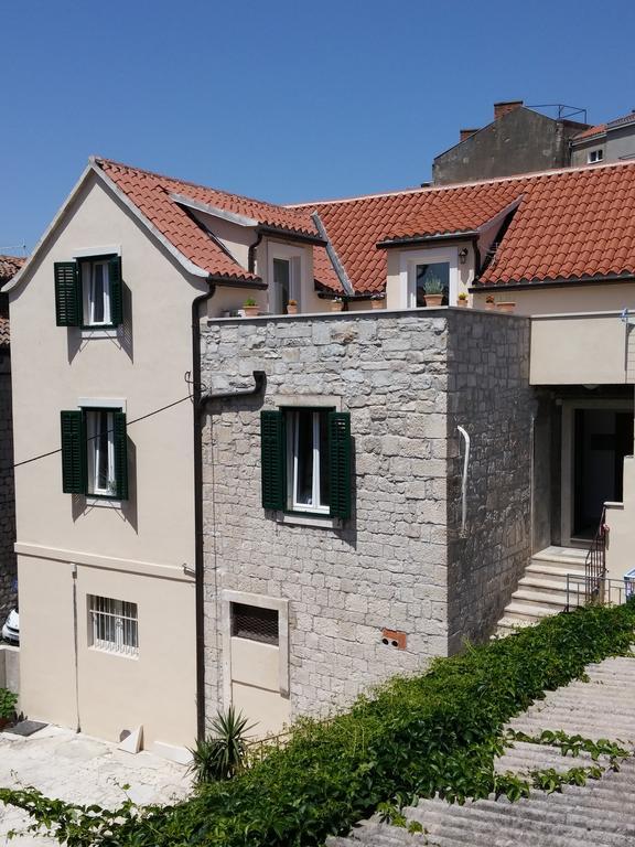 Apartman Sv Petar Stari U Centru Splita Buitenkant foto